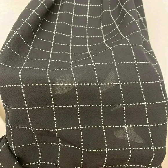 🆕Lilian Grid Off-Shoulder String Tassel Belt Top 1X 🆕 - Picture 7 of 9